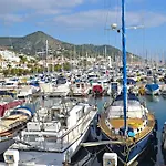 La Finestra Sul Giardino - Happy アパート