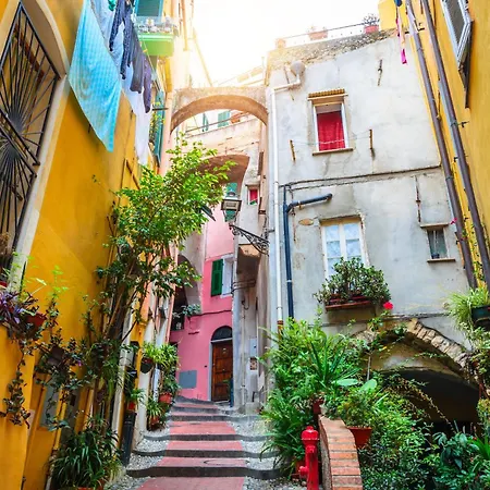 La Finestra Sul Giardino - Happy Apartment