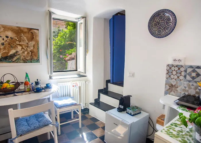 La Finestra Sul Giardino - Happy